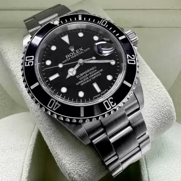 40mm Rolex Submariner 16610–Box Papers+Bezel Protector! SEL+No Holes Cas11 result