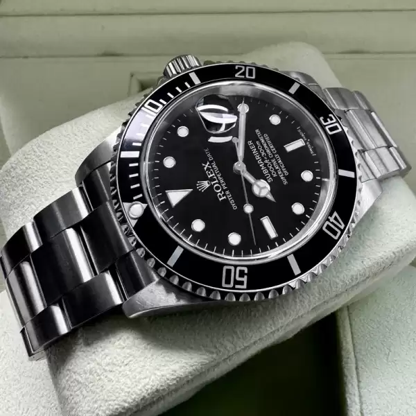 40mm Rolex Submariner 16610–Box Papers+Bezel Protector! SEL+No Holes Cas12 result