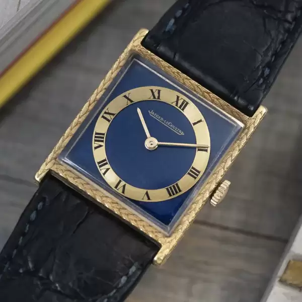 1970 Jaeger Lecoultre Tank solid 18k yellow Gold Wristwatch Blue Dial 10 result