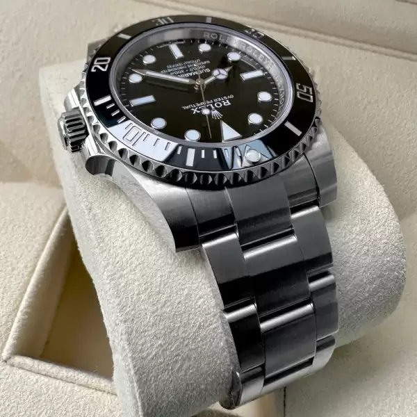 2020 Rolex 40mm Submariner 114060 Stainless Steel–Full Box Papers 11 result