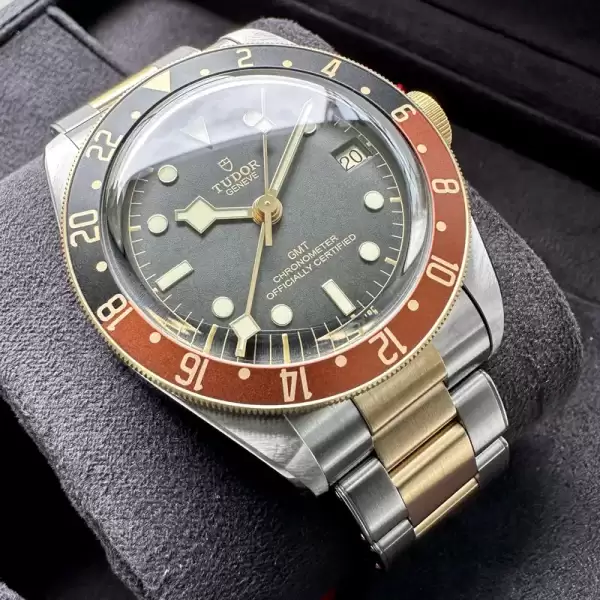 Tudor Black Bay Root Beer S&G Two Tone 79833MN –Box Papers+Original Receipt!11 result