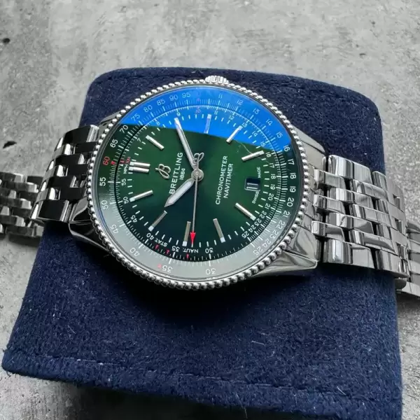 breitling navitimer 41mm automatic a17346 box and papers electric green dial12