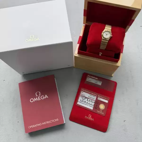 omega constellation 18k gold 11627500 68 grams15