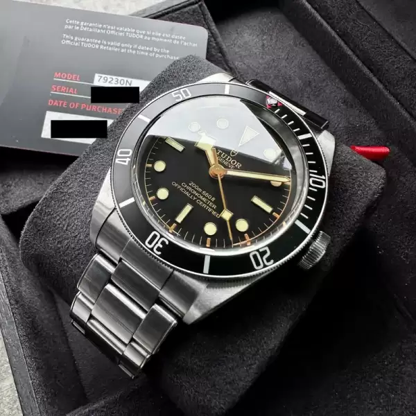 tudor black bay 79230n box and papers1 result