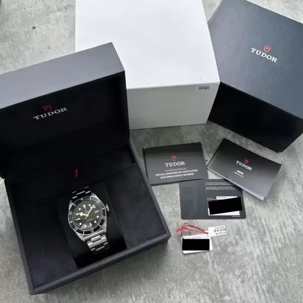 tudor black bay 79230n box and papers2 result