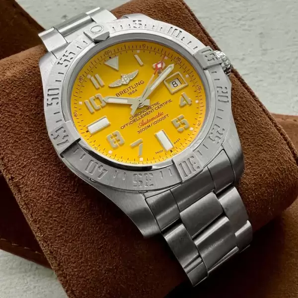 breitling avenger ii seawolf 45mm automatic a17331 box papers yellow dial11